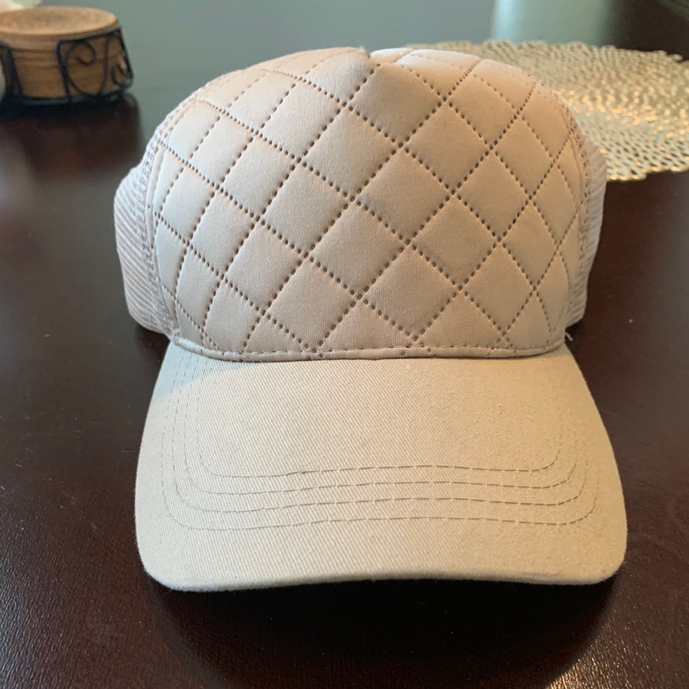 Women’s Fashion Hat